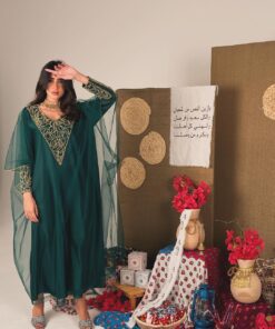 Alternative view of L002 LADY