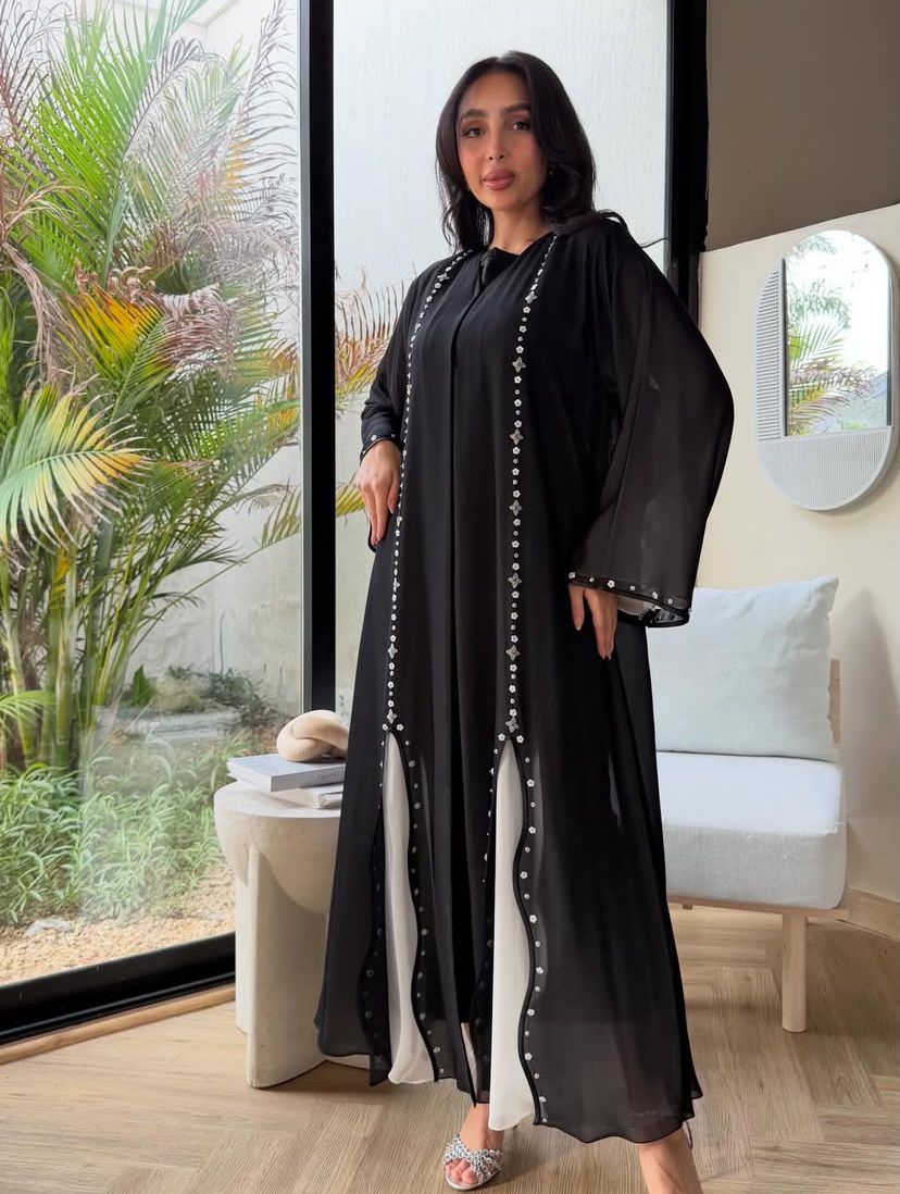 CODE: V002 - Image 2