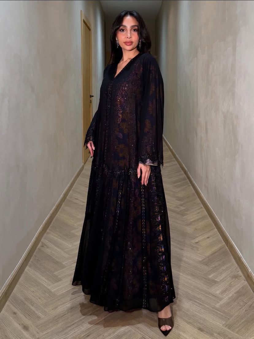 CODE: V004 - Image 3