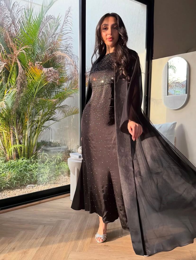 CODE: V017 - Image 2